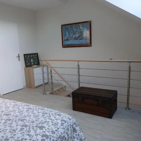 Appartement Bourbon-l'archambault, 2 Pieces, 2 Personnes - Fr-1-489-207 Bourbon-lʼArchambault