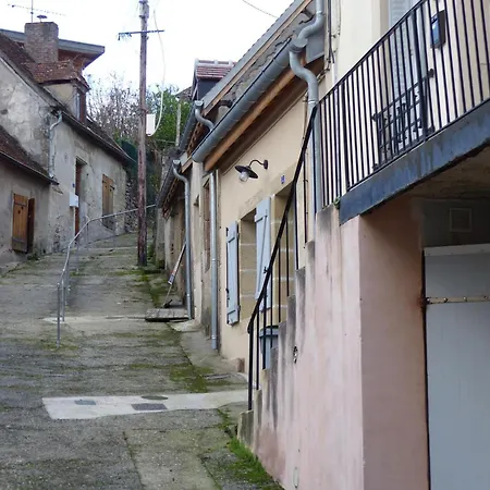 Bourbon-l'archambault, 2 Pieces, 2 Personnes - Fr-1-489-207 *
